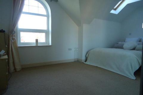 1 bedroom apartment to rent, Whitefield Road, Warrington WA4
