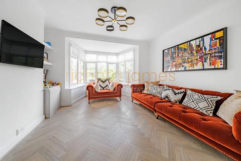 4 bedroom house for sale, Sunnyfield, Mill Hill, London, NW7