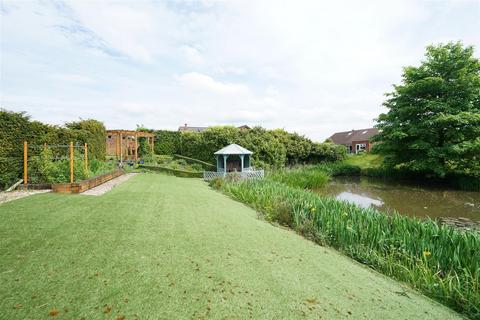 3 bedroom bungalow for sale, Manchester Road, Blackrod, Bolton