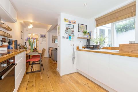 34a Grantham Road, Brighton, BN1 6EE