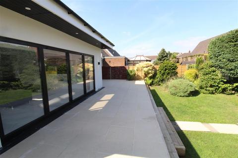 9 Elmwood Close, Bolton, BL5 1HF