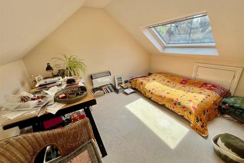 1 bedroom flat for sale, Brighton Road, Newhaven