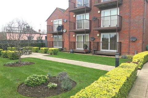 2 bedroom house share to rent, Fenview Court