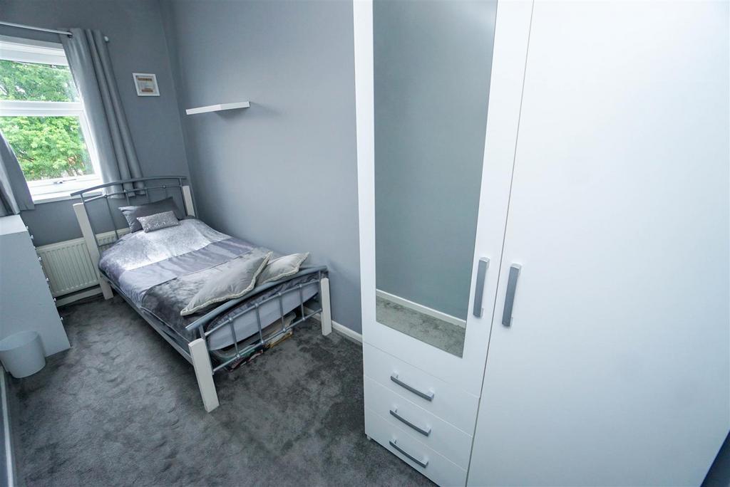 BED 2 (1 of 1).jpg