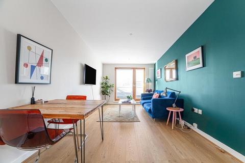 1 bedroom apartment to rent, Kingsland Road, London E2