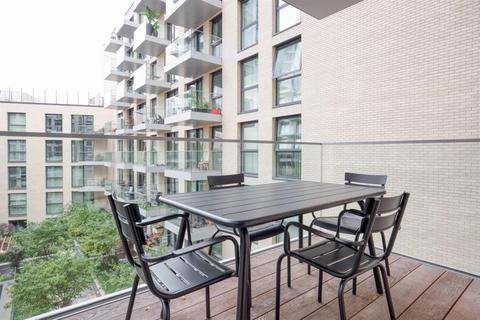 2 bedroom apartment to rent, Stable Walk, Aldgate E1