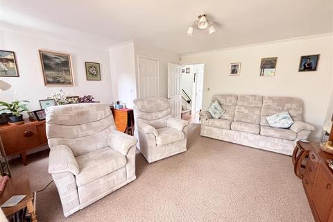 16 Carmel Close, Poole, BH15 4RD