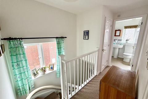 16 Carmel Close, Poole, BH15 4RD