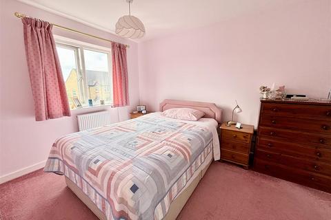 16 Carmel Close, Poole, BH15 4RD