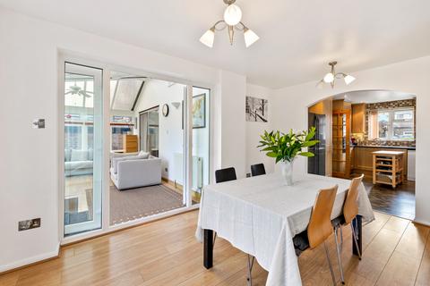 20 Aviary Way, Crawley Down, Crawley, RH10 4XR
