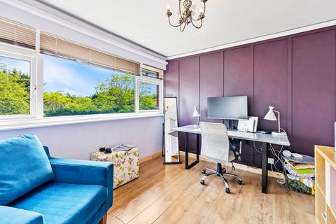 4a Cedar Way, Sunbury-on-thames, TW16 7BN
