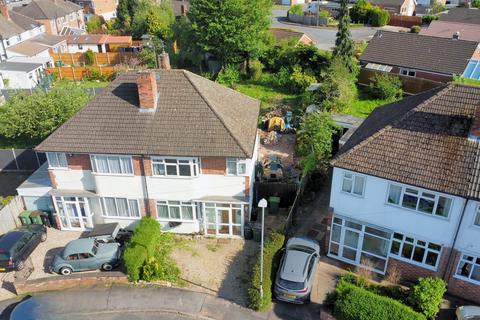 3 bedroom semi-detached house for sale, Roehampton Drive, Wigston