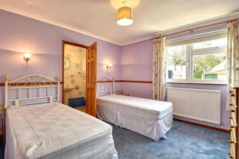 16 Craythorne, Tenterden, TN30 6SD