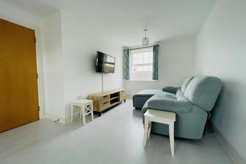 2 bedroom apartment to rent, Maidenwell Avenue, Leicester