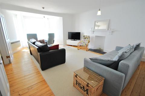 2 bedroom apartment to rent, The Esplanade, Tenby