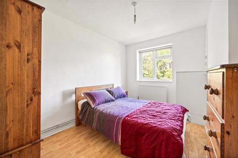 2 bedroom apartment for sale, Broadhurst Gardens, South Hampstead, London