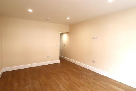 1 bedroom flat to rent, Coleshill Road, Nuneaton
