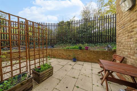 1 bedroom flat for sale, Nettlefold Place, West Norwood, SE27