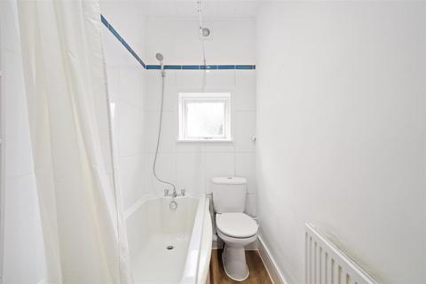 1 bedroom apartment to rent, Vicarage Road, London E10