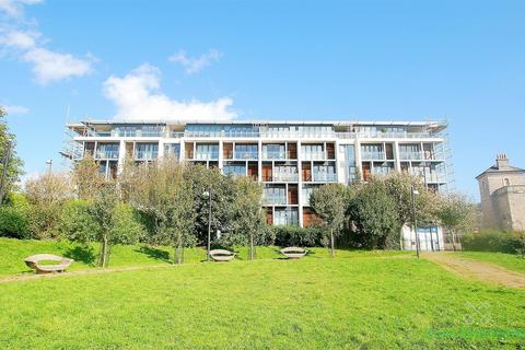 2 bedroom apartment to rent, Emma Place Ope, Plymouth PL1