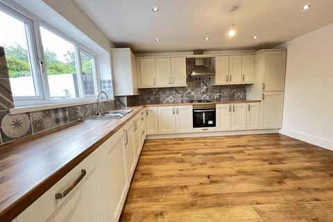 1 Arnotts Place, Aberdare, CF44 7PY