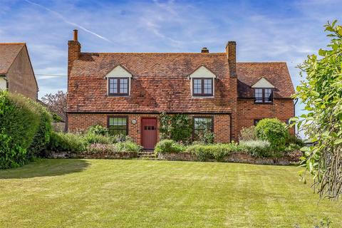 4 bedroom detached house for sale, Mountains Road, Great Totham, Maldon