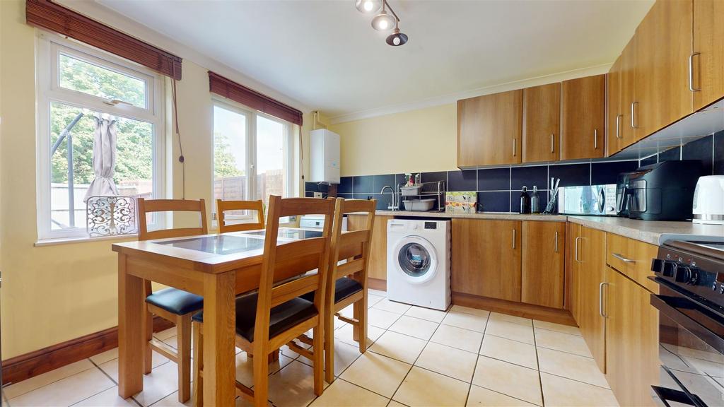 Kitchen diner