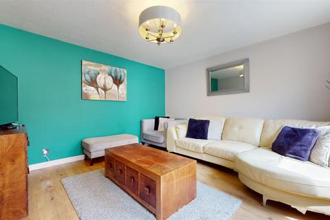 179 Downs Barn Boulevard, Downs Barn, Milton Keynes, MK14 7PX