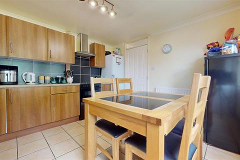 179 Downs Barn Boulevard, Downs Barn, Milton Keynes, MK14 7PX