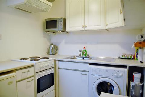 1 bedroom flat to rent, Woodvale Way, London, , NW11 8SF