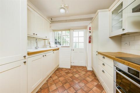 64 Richmond Hill Court, Richmond, TW10 6BE