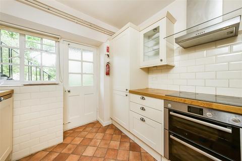 64 Richmond Hill Court, Richmond, TW10 6BE