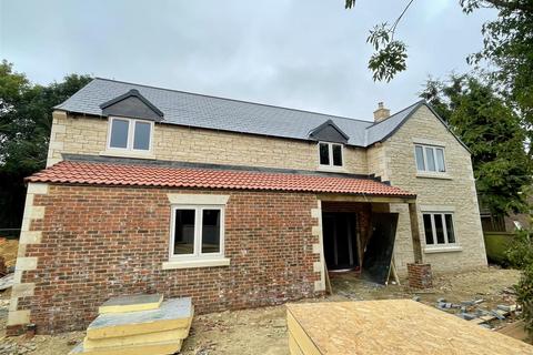 4 bedroom detached house for sale, Burley Road, Langham, Oakham