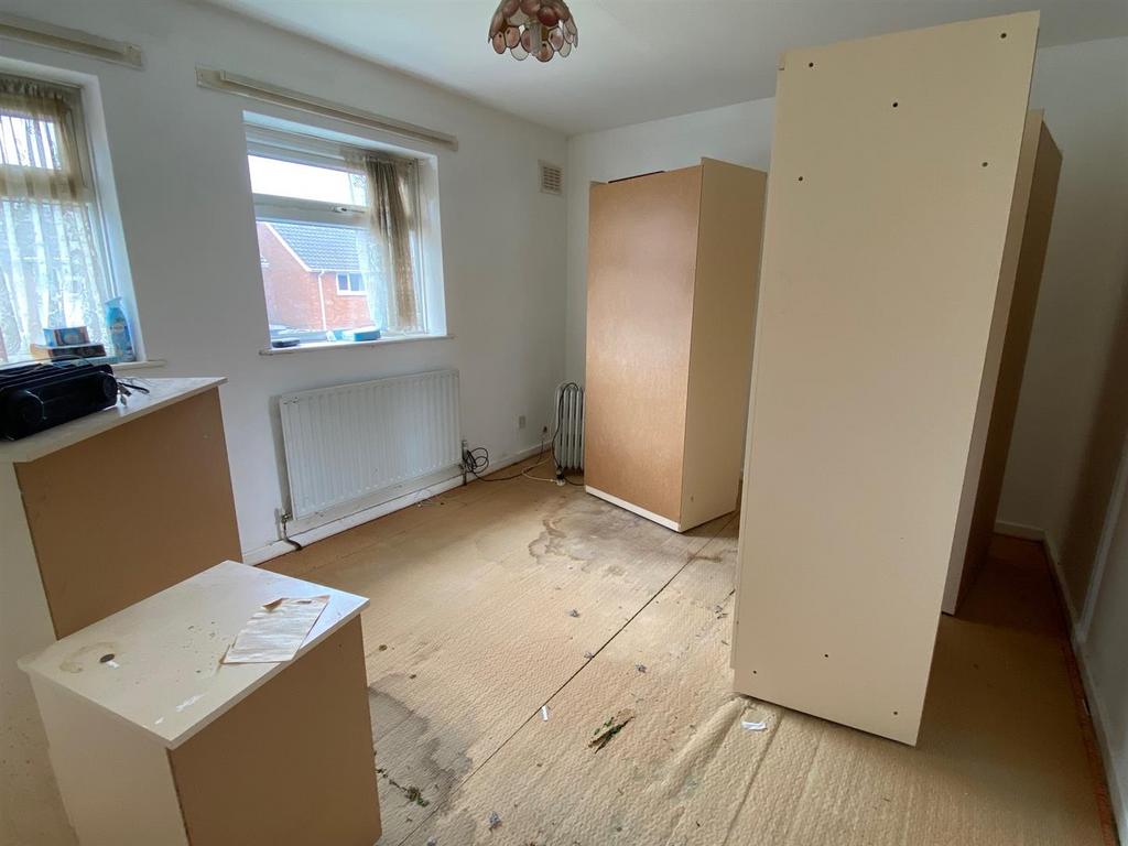 Bedroom one.jpg