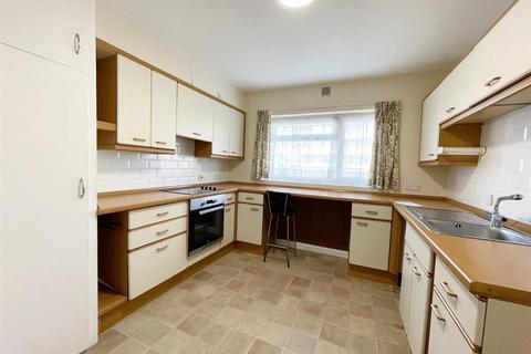 2 bedroom flat for sale, Scalby Road, Scarborough YO12