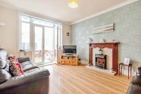 3 bedroom semi-detached house for sale, Wetherby Road, York, YO26 5BY