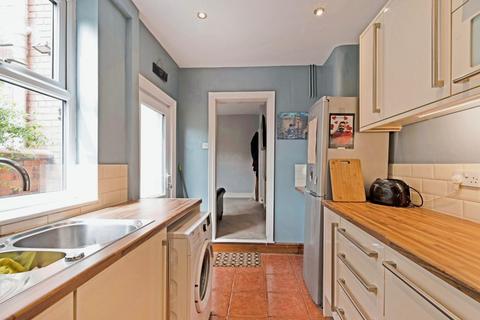 2 bedroom terraced house for sale, Beaconsfield Street, York, YO24 4NB