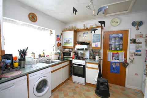 2 bedroom semi-detached bungalow for sale, Roderick Avenue, Peacehaven