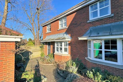 3 bedroom end of terrace house for sale, Mill Mead, Wendover HP22