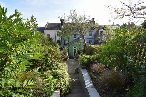 4 bedroom terraced house for sale, St. Helens Road, Hastings