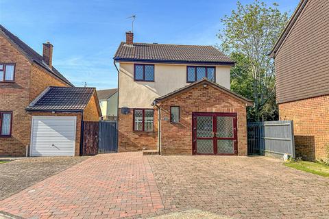 3 bedroom detached house for sale, Crecy Close, St. Leonards-On-Sea