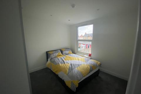 House share to rent, Kingston Road, Ilford