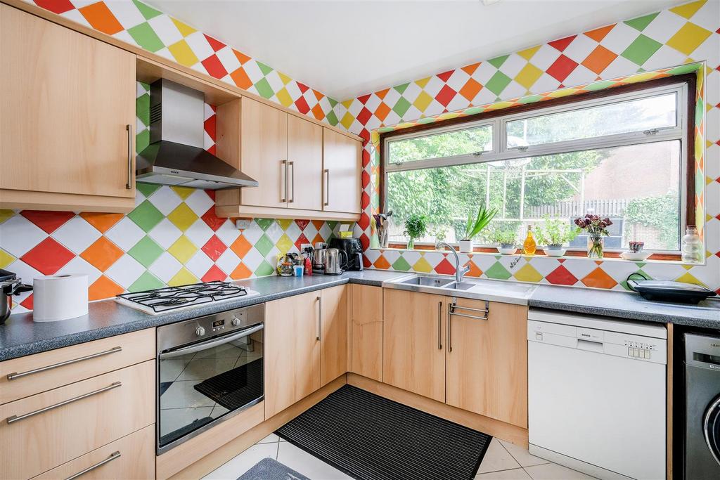 17a Glebelands Avenue-22.jpg