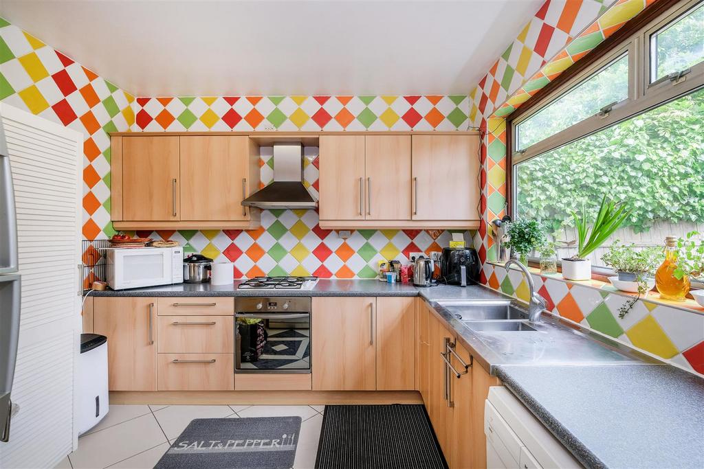 17a Glebelands Avenue-23.jpg