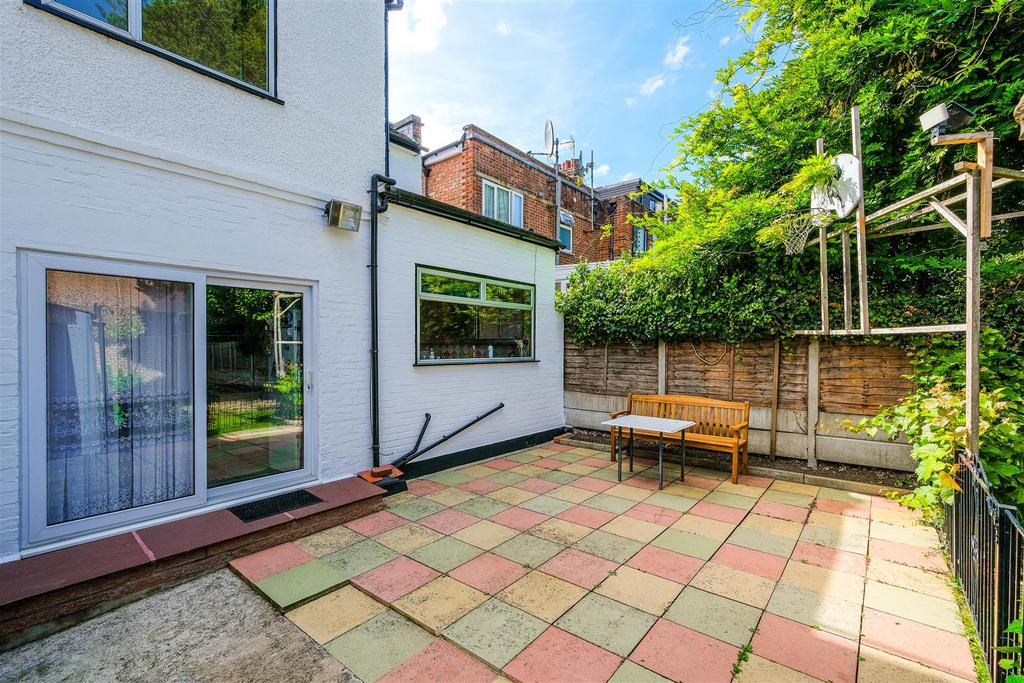 17a Glebelands Avenue Garden Shots-6.jpg