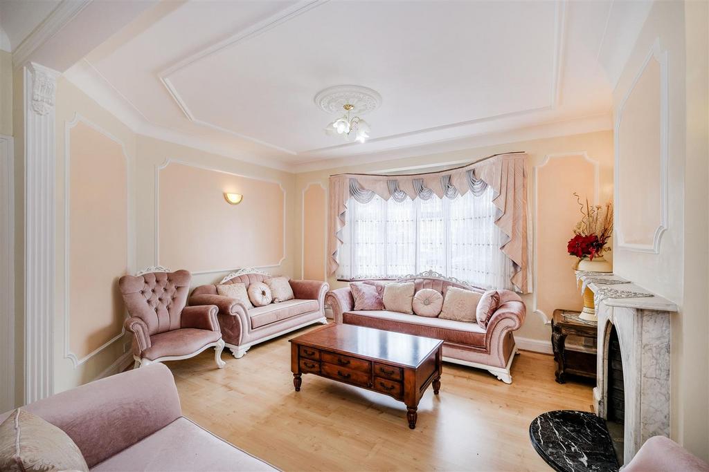 17a Glebelands Avenue-5.jpg