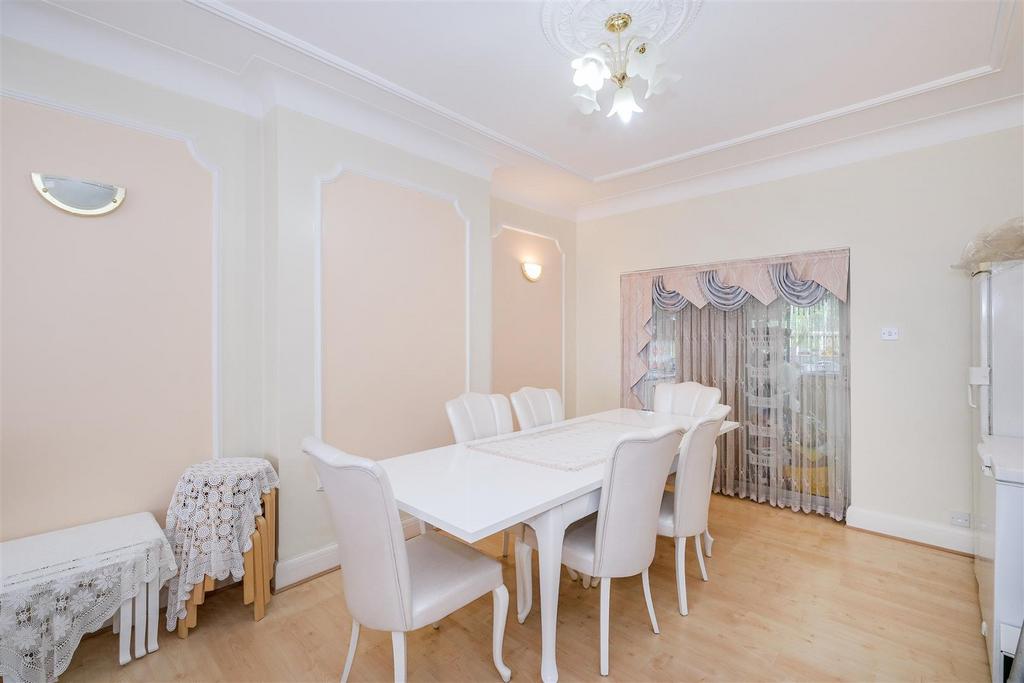 17a Glebelands Avenue-6.jpg