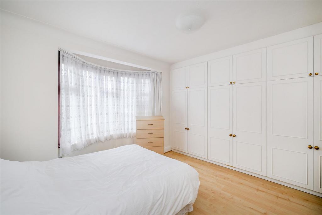 17a Glebelands Avenue-8.jpg