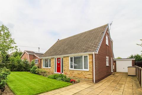 4 bedroom detached bungalow for sale, The Wheatings, Ossett WF5