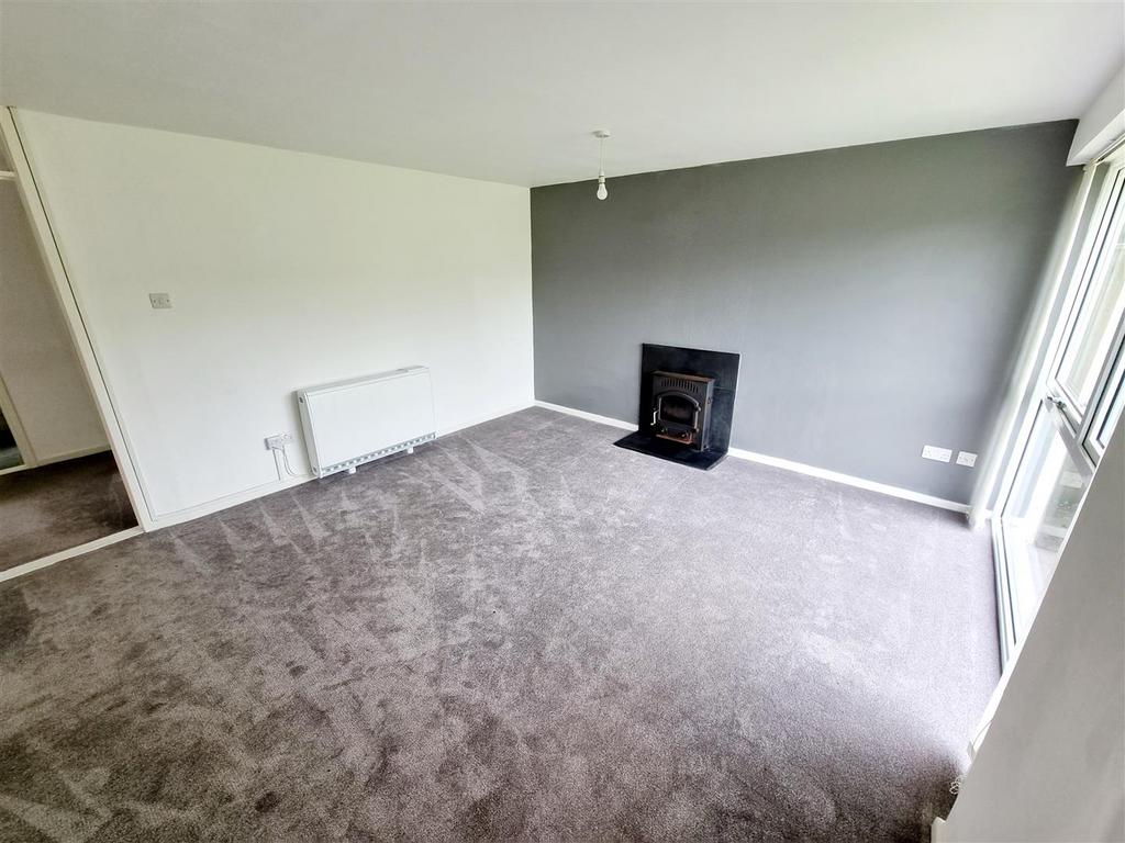 Sitting room 1.jpg